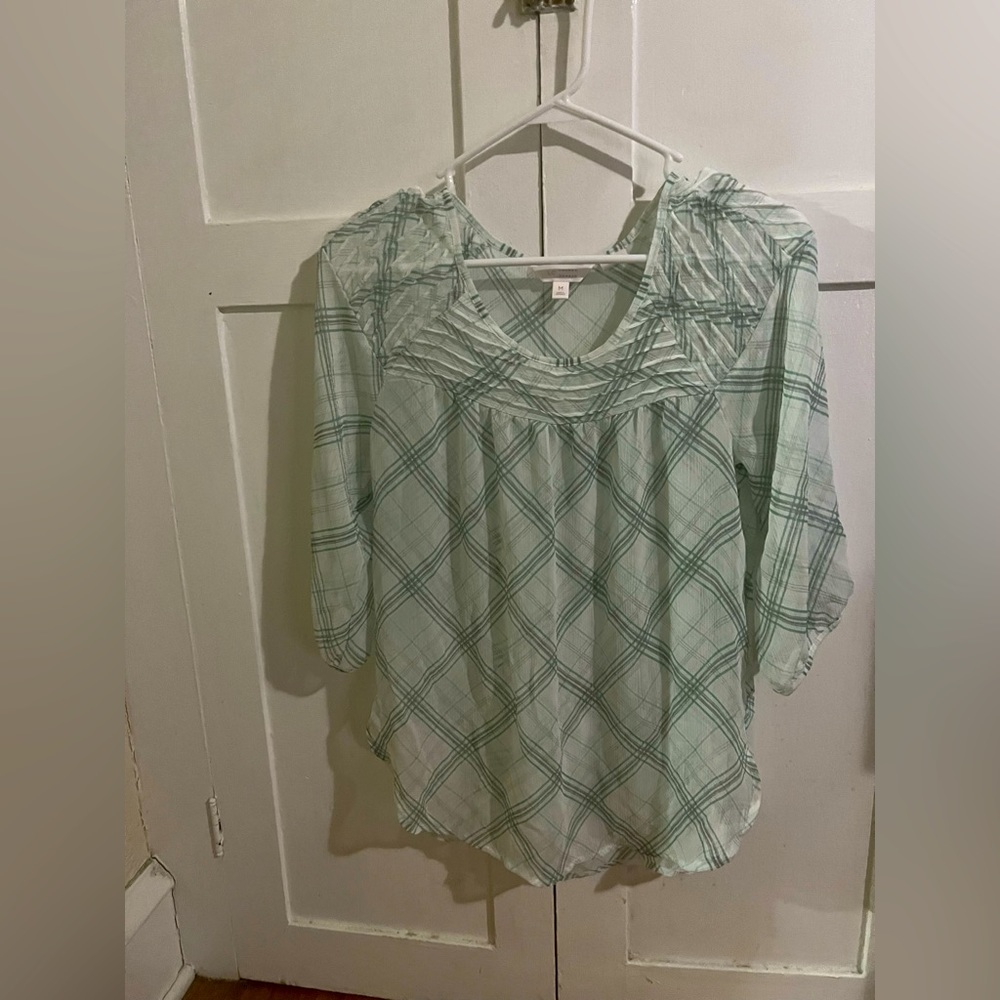 Lauren Conrad Size Medium Shirt